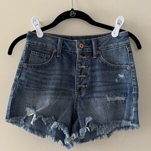 Trendy Frayed Hem Jean Shorts